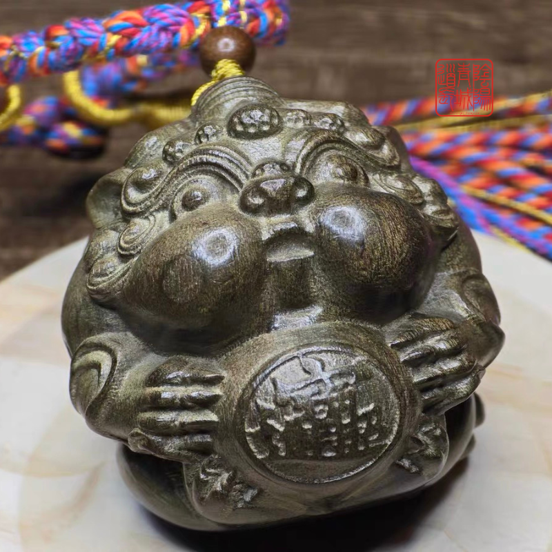 ⭐守財護主⭐金絲楠木金蟾貔貅包包掛件