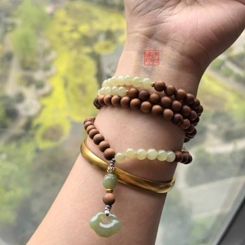 ⭐Calming and Sleep Aid⭐ Ban Shan Ban Shui Old Mountain Sandalwood and Hetian Jade Necklace (Woody Milky Fragrance)