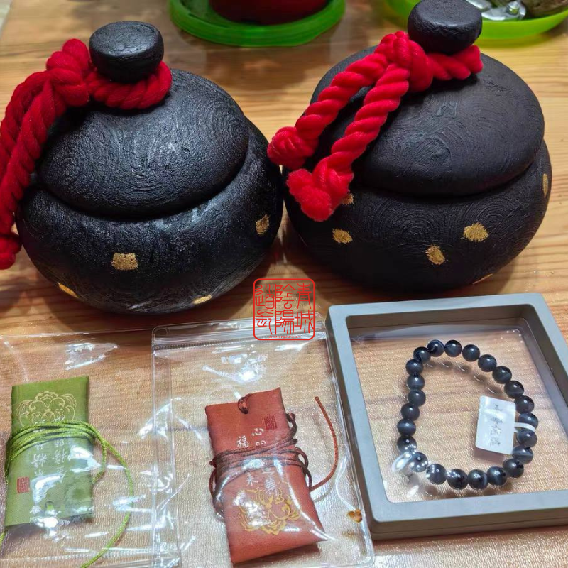 ⭐能量基站-聚寶盆⭐非遗大漆复古工艺首饰重新赋能罐-放小哥的東西，能量補充，長期會變成聚寶盆，吸收周遭的財氣福氣